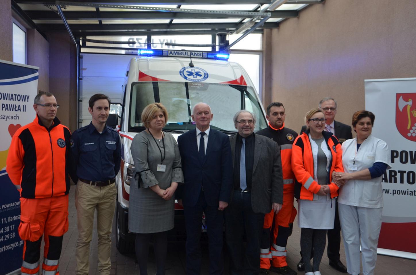 Szpital w Bartoszycach ma nową karetkę 