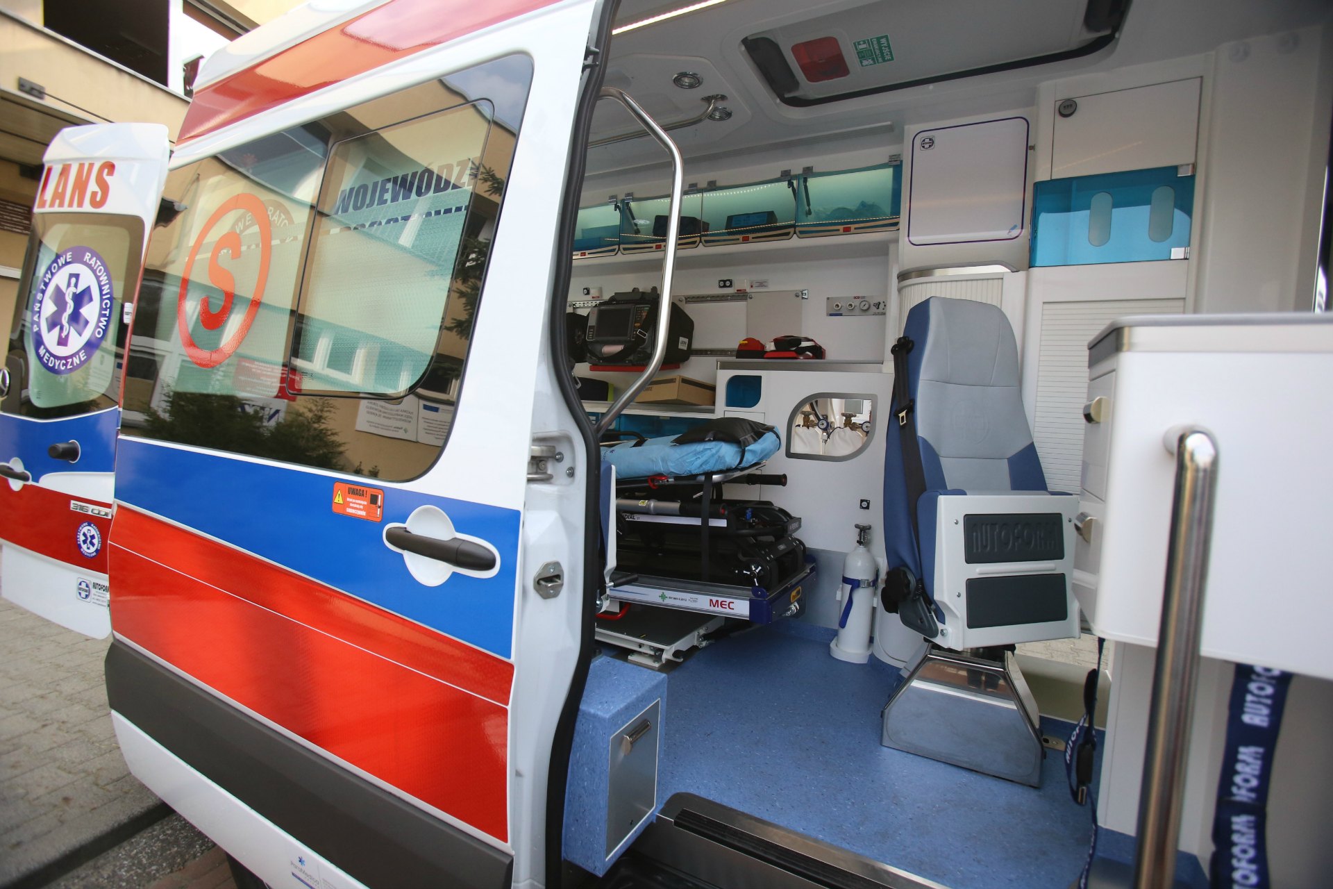 Szpital w Wadowicach będzie miał nową karetkę 
